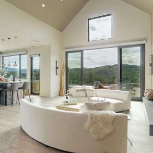 1-photo_51035624-2000x1333-